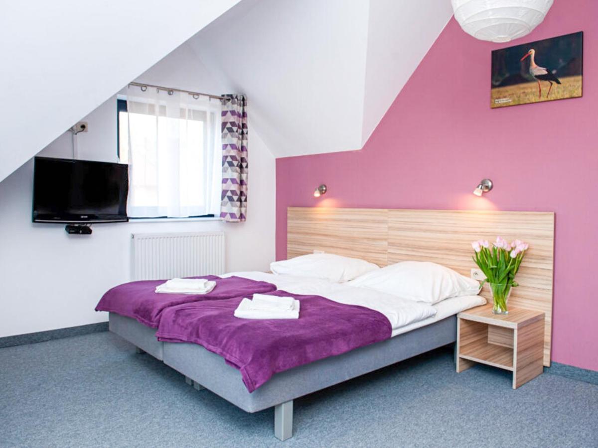 Gosciniec Ptasi Zaulek Bed and Breakfast Niechorze Exteriör bild